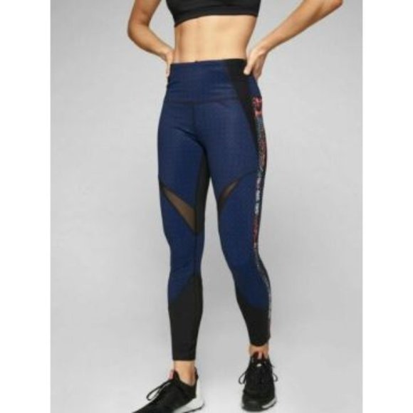 Athleta Pants - Athleta Lotus Precision 7/8 Length Leggings XXS